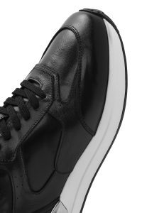 کتونی مردانه چرم مشکی بنددار دری مد