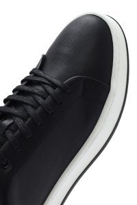 کتونی مردانه چرم مشکی بنددار دری مد