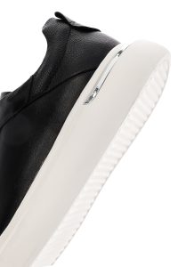 کتونی مردانه چرم مشکی بنددار زیره ضخیم دری مد