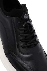 کتونی مردانه چرم مشکی بنددار زیره ضخیم دری مد