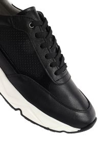 کتونی مردانه چرم مشکی بنددار زیره ضخیم دری مد