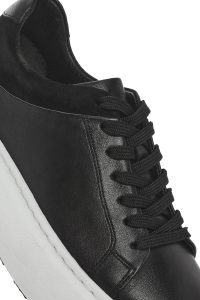 کتونی مردانه چرم مشکی بنددار زیره ضخیم دری مد