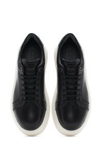 کتونی مردانه چرم مشکی بنددار زیره ضخیم دری مد