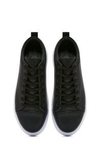 کتونی مردانه چرم مشکی بنددار زیره ضخیم دری مد