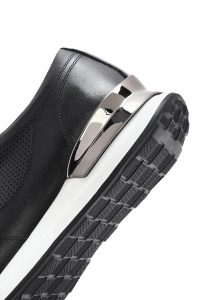 کتونی مردانه چرم مشکی بنددار زیره ضخیم دری مد