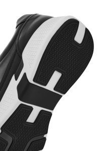 کتونی مردانه چرم مشکی بنددار زیره ضخیم دری مد