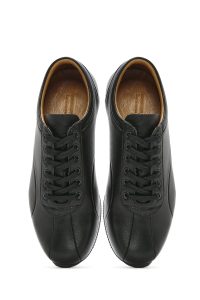 کتونی مردانه چرم مشکی بنددار کژوال دری مد