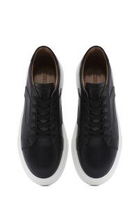 کتونی مردانه چرم مشکی زیره ضخیم بنددار دری مد