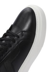 کتونی مردانه چرم مشکی زیره ضخیم بنددار دری مد