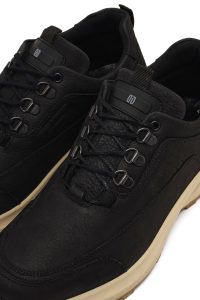 کتونی مردانه چرم نبوک مشکی بندی کژوال با زیره ضخیم دری مد