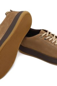 کتونی مردانه چرم نبوک ویزون بندی با زیره ضخیم دری مد