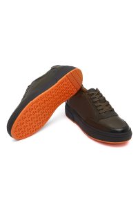 کتونی مردانه چرمی خاکی بندی زیره ضخیم دری مد