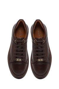 کتونی مردانه چرمی قهوه‌ای بندی دری مد