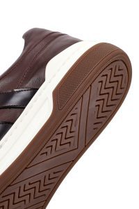 کتونی مردانه چرمی قهوه‌ای بندی دری‌مد