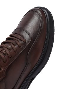 کتونی مردانه چرمی قهوه‌ای بندی کژوال دری مد