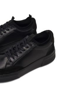 کتونی مردانه چرمی مشکی بندی با زیره ضخیم دری مد