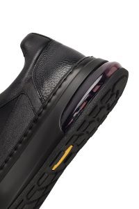 کتونی مردانه چرمی مشکی بندی با زیره ضخیم دری مد