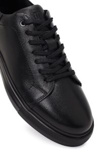 کتونی مردانه چرمی مشکی بندی دری مد