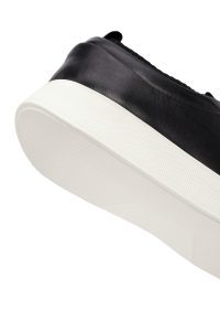 کتونی مردانه چرمی مشکی بندی زیره ضخیم دری مد