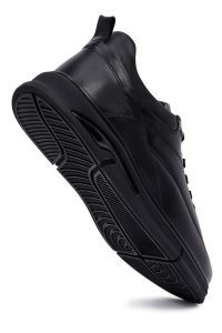 کتونی مردانه چرمی مشکی بندی کژوال دری‌مد