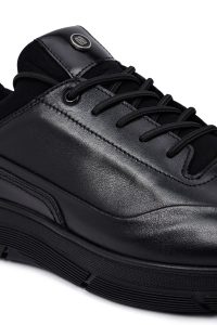 کتونی مردانه چرمی مشکی بندی کژوال دری‌مد