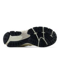 کتونی نیو بالانس New Balance 2002R اورجینال