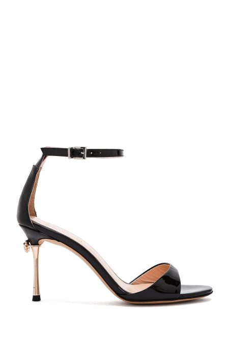 کفش زنانه بنددار پاشنه‌بلند نازک ورنی مشکی دری مد