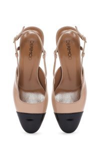 کفش زنانه بژ چرم پاشنه‌ضخیم پشت باز دری مد