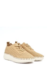 کفش زنانه جیر شتری طرح‌دار بندی لژدار راحتی دری مد