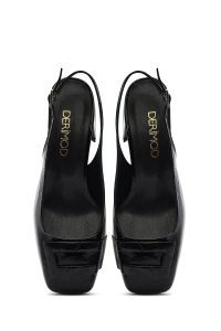 کفش زنانه مشکی چرم ورنی بنددار پاشنه‌ضخیم کوتاه پشت باز دری مد