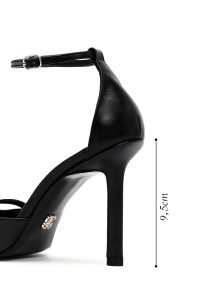 کفش زنانه مشکی چرم پاشنه نازک بنددار دری مد