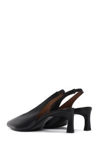 کفش زنانه مشکی چرم کش‌دار پشت باز پاشنه‌کوتاه دری مد