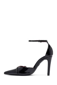 کفش زنانه ورنی مشکی پاشنه‌بلند نازک استیلتو مچی سگک‌دار دری مد