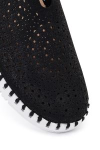 کفش زنانه پارچه‌ای مشکی راحتی دری مد