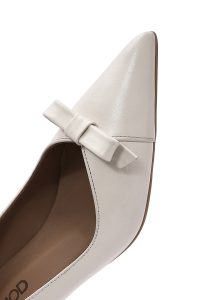 کفش زنانه پاشنه‌کوتاه نازک چرم کرم دری مد