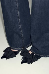 کفش زنانه پشت‌باز مخمل با پاپیون زارا – ZARA