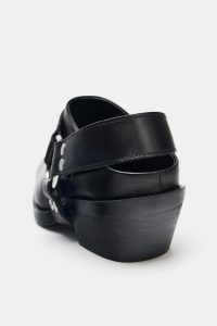 کفش زنانه چرم بایکر کلوگ زارا – ZARA