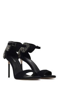 کفش زنانه چرم جیر مشکی نگین‌دار مچی سگک‌دار پاشنه‌بلند نازک دری مد