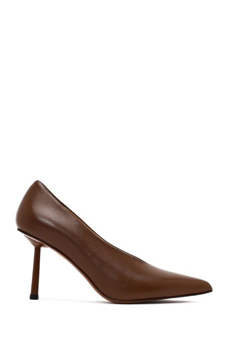 کفش زنانه چرم قهوه‌ای پاشنه‌نازک استیلتو دری مد