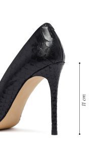 کفش زنانه چرم مشکی طرح‌دار پاشنه‌بلند نازک استیلتو دری مد