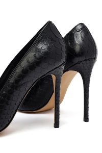 کفش زنانه چرم مشکی طرح‌دار پاشنه‌بلند نازک استیلتو دری مد