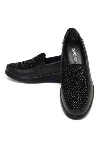 کفش زنانه چرم مشکی لژدار با جزئیات نگین راحتی دری مد