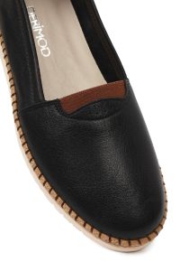 کفش زنانه چرم مشکی لژدار راحتی دری مد