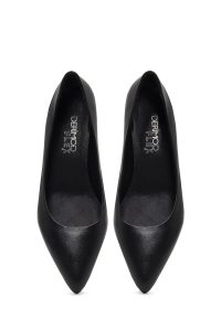 کفش زنانه چرم مشکی پاشنه‌بلند ضخیم دری مد