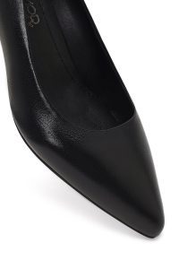 کفش زنانه چرم مشکی پاشنه‌بلند ضخیم دری مد