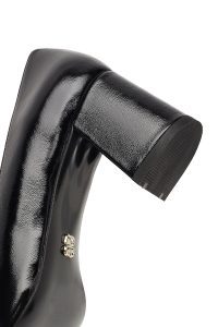 کفش زنانه چرم مشکی پاشنه‌بلند ضخیم دری مد