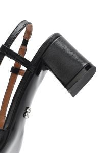 کفش زنانه چرم مشکی پشت‌باز پاشنه‌دار دری مد