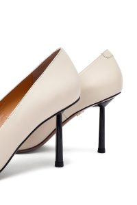 کفش زنانه چرم کرم پاشنه‌نازک استیلتو دری مد