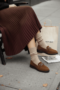 کفش لوفر زنانه جیر ویزون سگک‌دار راحتی دری مد