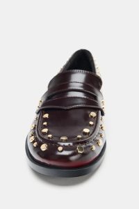 کفش لوفر زنانه میخ‌دار زارا – ZARA